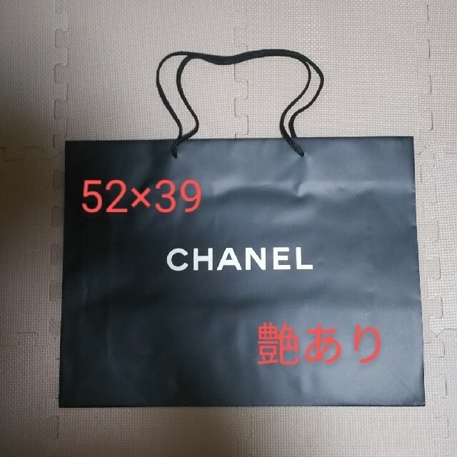 CHANEL(シャネル)の専用です シャネル紙袋ショッパーカメリア2枚セット レディースのバッグ(ショップ袋)の商品写真