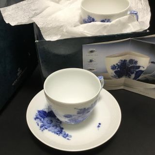 ロイヤルコペンハーゲン(ROYAL COPENHAGEN)のブルーフラワーカーブ　カップ＆ソーサー　新品未使用(食器)