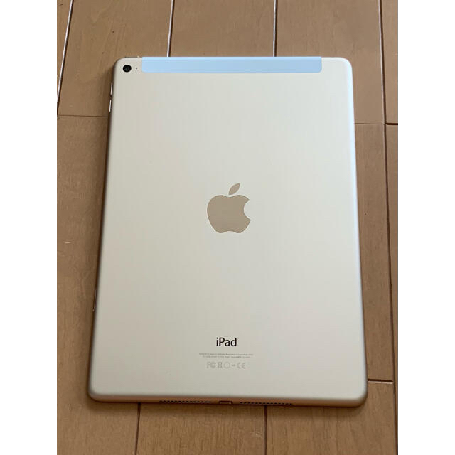 Apple(アップル)の美品 Apple iPad Air2 セルラー 16GB ゴールド docomo スマホ/家電/カメラのPC/タブレット(タブレット)の商品写真
