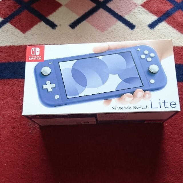 新品 未開封 Nintendo switch Lite blue