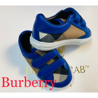 バーバリー(BURBERRY)のおまとめ😊バーバリー　ベビー靴&カーターズセットアップ(スニーカー)