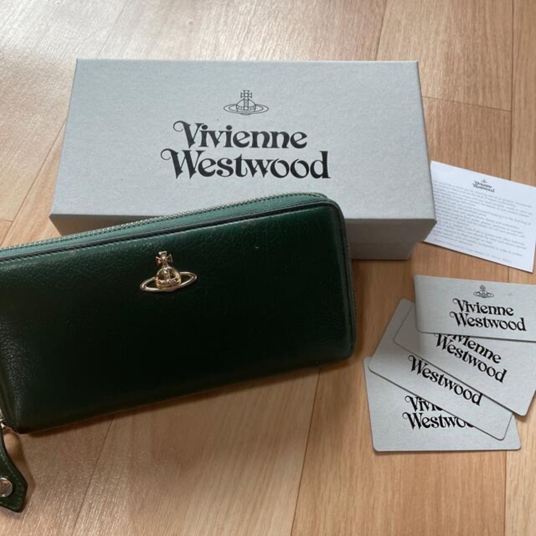 未使用　vivienne westwood 長財布　インサイドカラー　グリーン