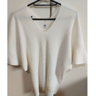 ユニクロ(UNIQLO)の【のんのん様専用】【美品】3DコットンプリーツＶネックセーター（五分袖）(ニット/セーター)