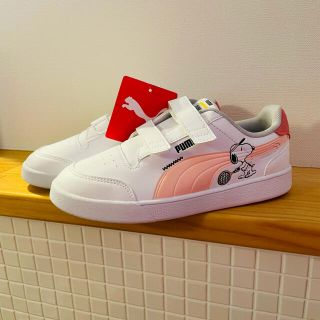 プーマ(PUMA)の大幅お値引き‼︎ スヌーピー✖️PUMA コラボスニーカー☆(スニーカー)