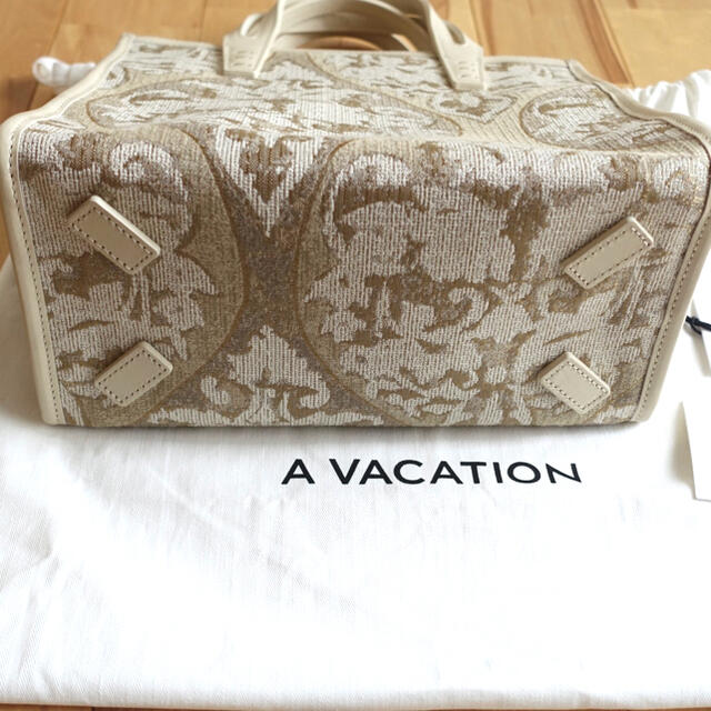A VACATION アヴァケーション BOX バッグ A VACATION アヴァケーション BOX バッグ