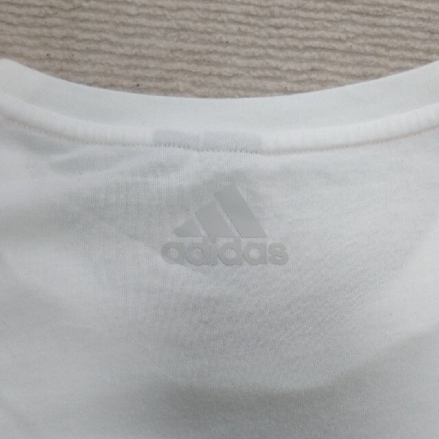 adidas(アディダス)のadidas　Tシャツ レディースのトップス(Tシャツ(半袖/袖なし))の商品写真