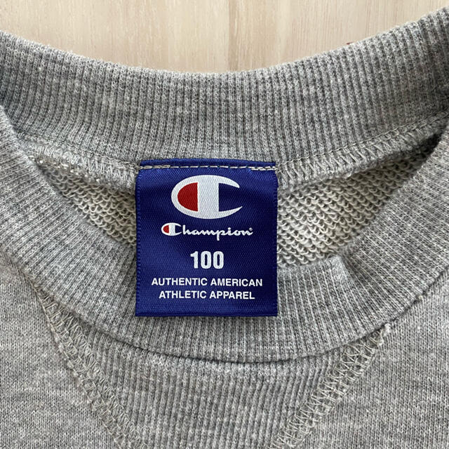 Champion(チャンピオン)のトレーナー　チャンピオン キッズ/ベビー/マタニティのキッズ服女の子用(90cm~)(Tシャツ/カットソー)の商品写真