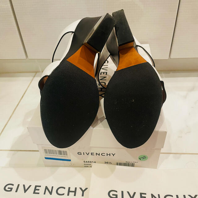 GIVENCHY(ジバンシィ)の超美品　ジパンシィ★ 先取り♬サンダル レディースの靴/シューズ(サンダル)の商品写真