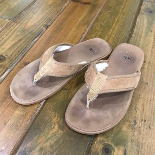 アグ(UGG)のアグ　シーサイドフリップサンダル(サンダル)