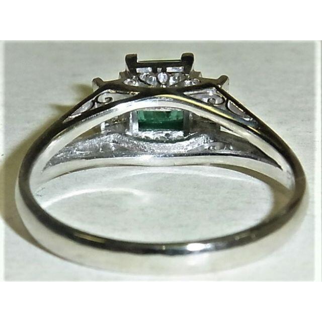 Pt900プラチナリング 指輪 エメラルド0.57ct 角ダイヤ2ヶ0.31ct レディースのアクセサリー(リング(指輪))の商品写真
