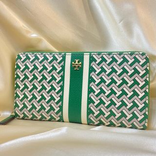 トリーバーチ(Tory Burch)の値下げ！TORYBURCH トリーバーチ  長財布 グリーン 美品(財布)