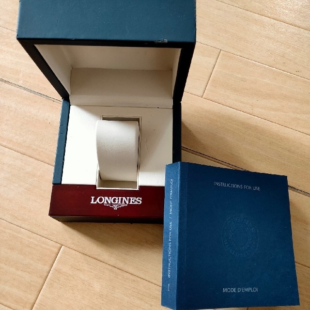 LONGINES(ロンジン)の（美品） ロンジン　LONGINES 純正BOX スイス　高級時計の化粧箱と小冊 メンズの時計(腕時計(アナログ))の商品写真