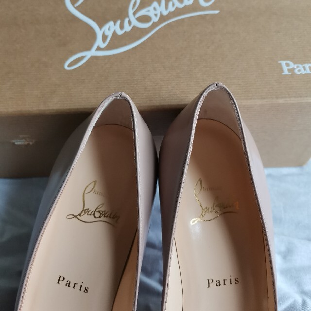 年末値引き Christian louboutinNEW SIMPLE PUMP