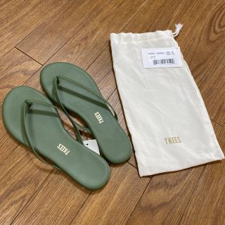 【最終値下げ】新品未使用タグ付き TKEES ティキーズ サンダル(サンダル)