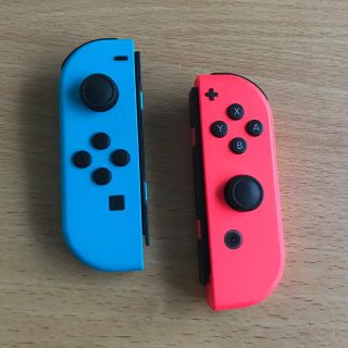 ニンテンドースイッチ(Nintendo Switch)のニンテンドー　Switch ジョイコン （左右）修理必要。(その他)