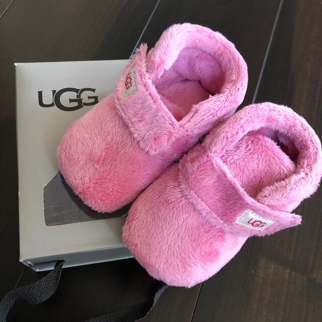 UGG(アグ)のUGGベビーファーストシューズ キッズ/ベビー/マタニティのベビー靴/シューズ(~14cm)(その他)の商品写真