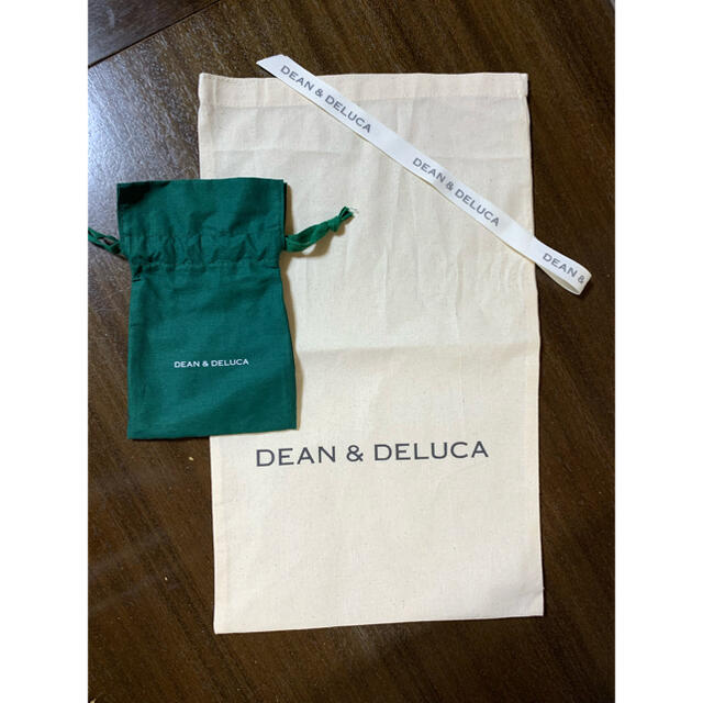 DEAN & DELUCA(ディーンアンドデルーカ)のディーン&デルーカ　ラッピング袋と巾着 レディースのバッグ(ショップ袋)の商品写真