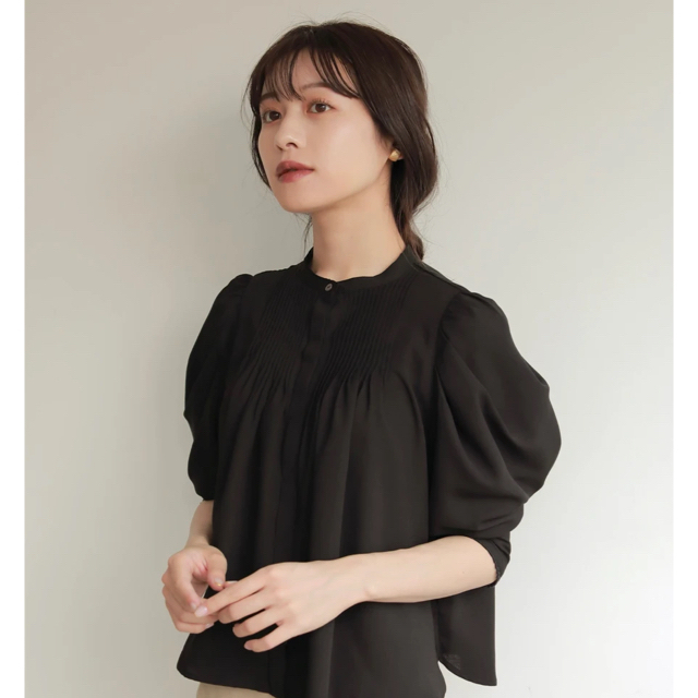 L'Or Pin tuck Blouse