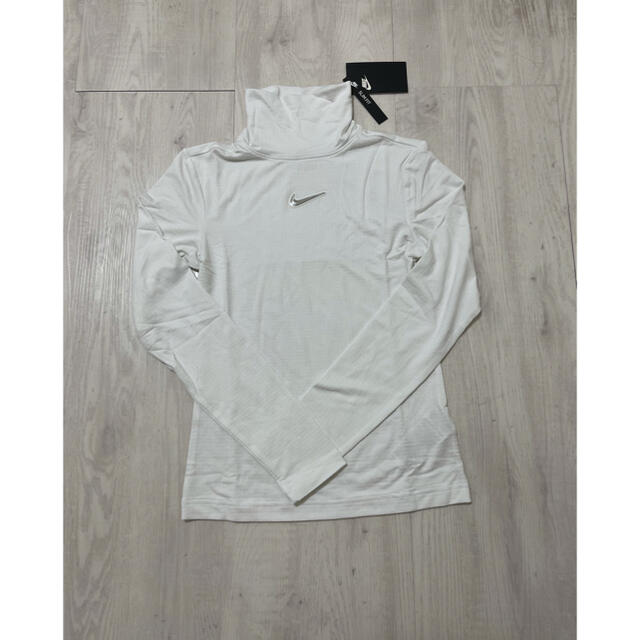 未使用☆新品☆ NIKE ナイキ 海外ウェア  長袖トップス White US-XS