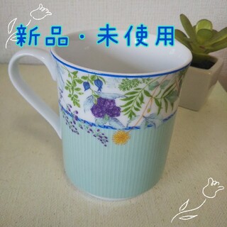 ナルミ(NARUMI)の【新品・未使用】花柄 マグカップ(グラス/カップ)