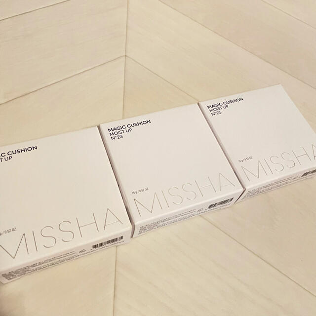 MISSHA(ミシャ)のMISSHA ミシャ マジッククッション カバー　モイストアップ コスメ/美容のベースメイク/化粧品(ファンデーション)の商品写真
