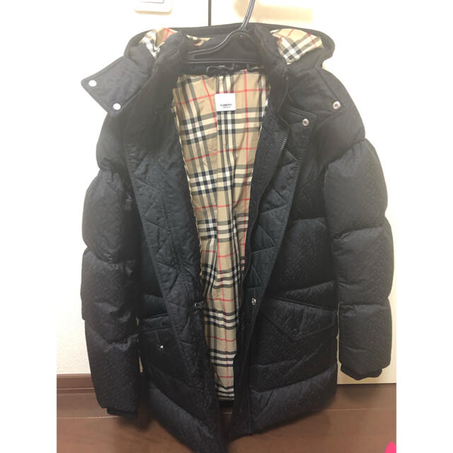 BURBERRY(バーバリー)の【美品】バーバリー　モノグラムジャガードダウン キッズ/ベビー/マタニティのキッズ服男の子用(90cm~)(コート)の商品写真