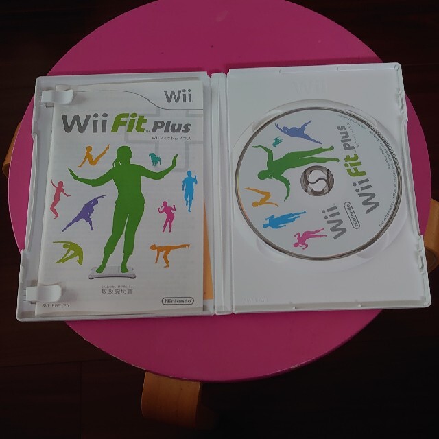 Wii(ウィー)の任天堂 Wii fit Plus ソフト＋バランスボード エンタメ/ホビーのゲームソフト/ゲーム機本体(家庭用ゲームソフト)の商品写真
