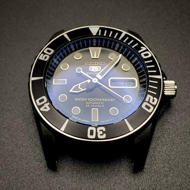 SEIKO(セイコー)のSNZF17風防 ブルーAR コーティング無し 2個セット サファイアクリスタル メンズの時計(腕時計(アナログ))の商品写真