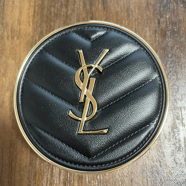 Yves Saint Laurent Beaute(イヴサンローランボーテ)のサンローラン　アンクル ド ポー ルクッションN コスメ/美容のベースメイク/化粧品(ファンデーション)の商品写真