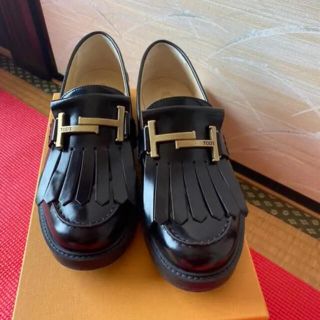 トッズ(TOD'S)のTOD'Sローファー(ローファー/革靴)