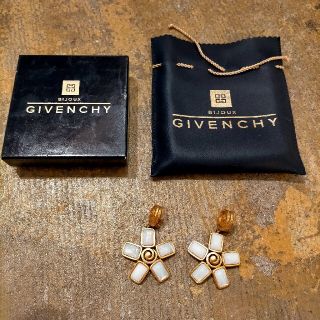 ジバンシィ(GIVENCHY)のGIVENCHY イヤリング(イヤリング)