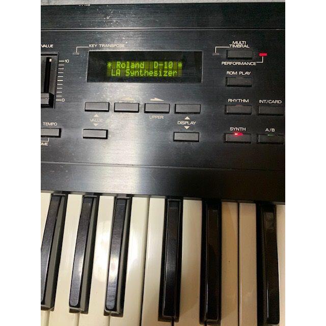 Roland(ローランド)のRoland　D-10　中古品　おまけ付き 楽器の鍵盤楽器(キーボード/シンセサイザー)の商品写真