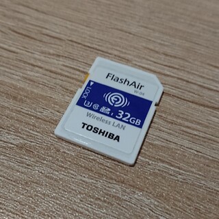 トウシバ(東芝)のFlashAir W-04 32GB(その他)