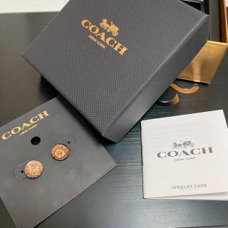 コーチ(COACH)のコーチ　オープンサークルストーンピアス　アクセサリー　ピンクゴールド(ピアス)