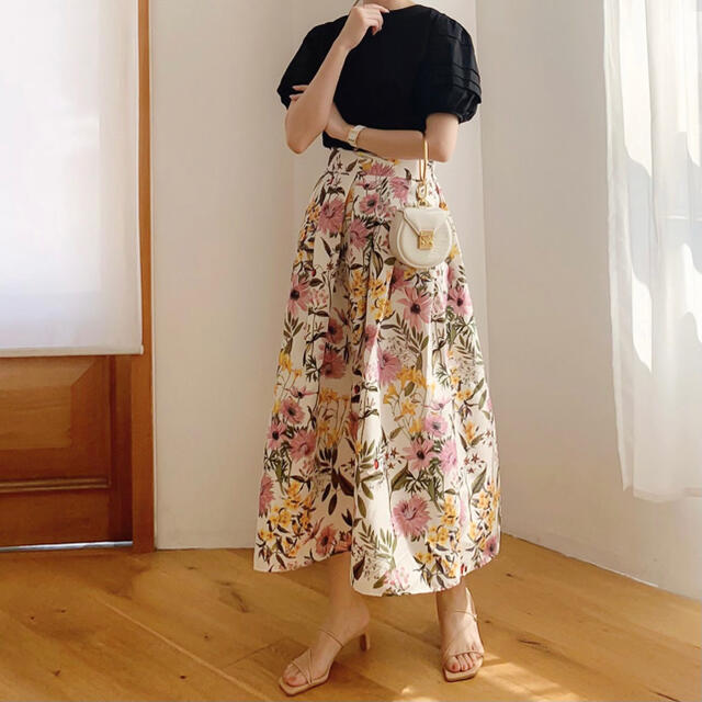 eneu…flower tuck skirt