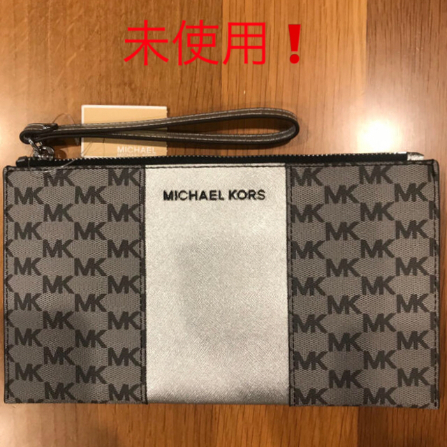 Michael Kors(マイケルコース)の早い者勝ち・未使用❗️ マイケルコース　クラッチバッグ　リストレットウォレット レディースのファッション小物(財布)の商品写真