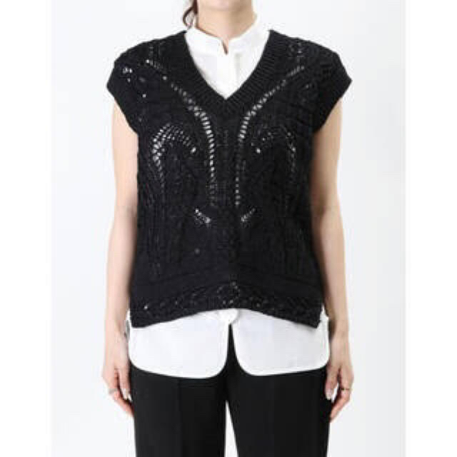 mame Lace Knitted V Neck Vest - black | www.jarussi.com.br