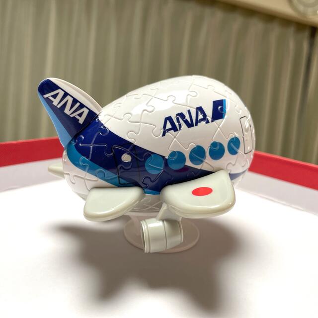 ANA(全日本空輸)(エーエヌエー(ゼンニッポンクウユ))のANA 飛行機 立体 パズル キッズ/ベビー/マタニティのおもちゃ(知育玩具)の商品写真