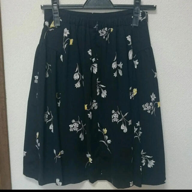 Noela(ノエラ)のノエラ　花柄スカート レディースのスカート(ミニスカート)の商品写真