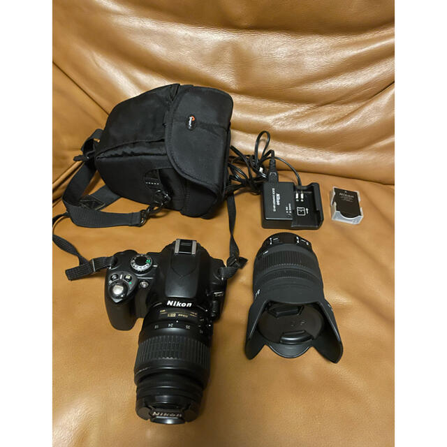 値引き小さめ一眼　Nikon D40 レンズ2本、バッグセット（望遠レンズ付き）