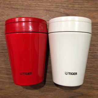 タイガー(TIGER)のスープジャー　ﾀｲｶﾞｰ 中古　380ml  赤白の2点(弁当用品)