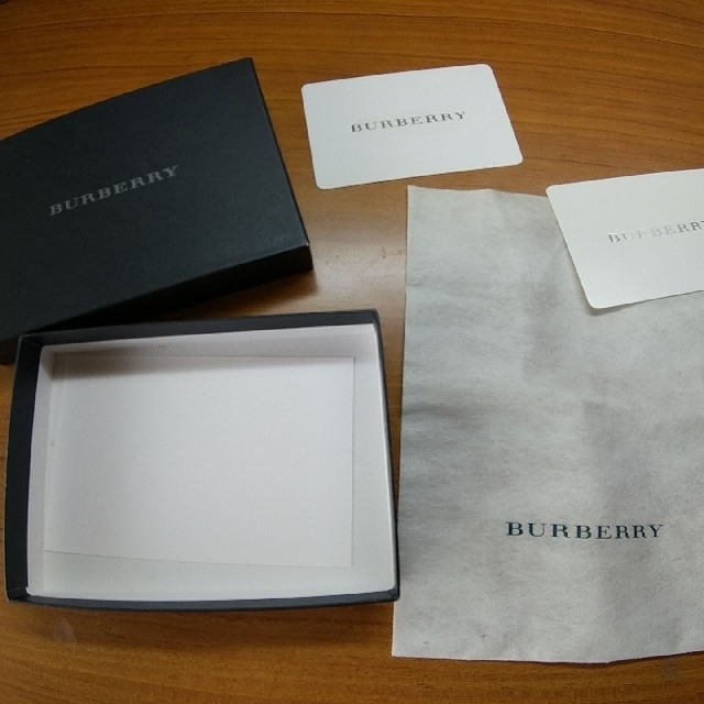 BURBERRY(バーバリー)のバーバリーの空き箱 エンタメ/ホビーのエンタメ その他(その他)の商品写真