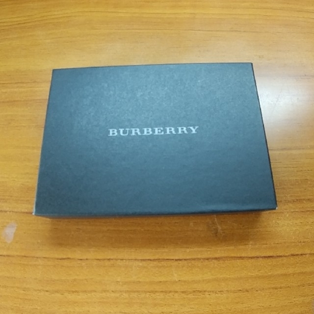 BURBERRY(バーバリー)のバーバリーの空き箱 エンタメ/ホビーのエンタメ その他(その他)の商品写真