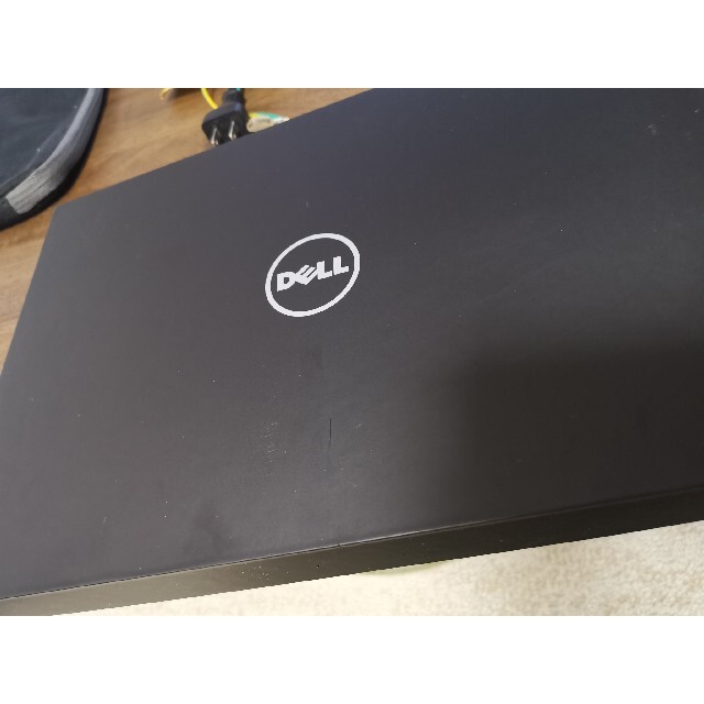 ノートパソコン　Dell XPS 13 9350