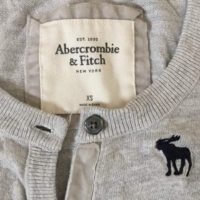 Abercrombie&Fitch(アバクロンビーアンドフィッチ)の値下げ＊アバクロ カーディガン レディースのトップス(カーディガン)の商品写真