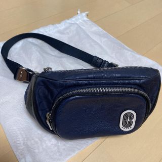 コーチ(COACH)の定価58300★COACH コーチ ボディバッグ　ウエストバッグ　ネイビー(ボディバッグ/ウエストポーチ)