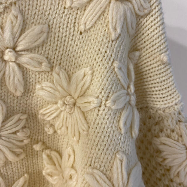 flower puff  sleeve volume  knit