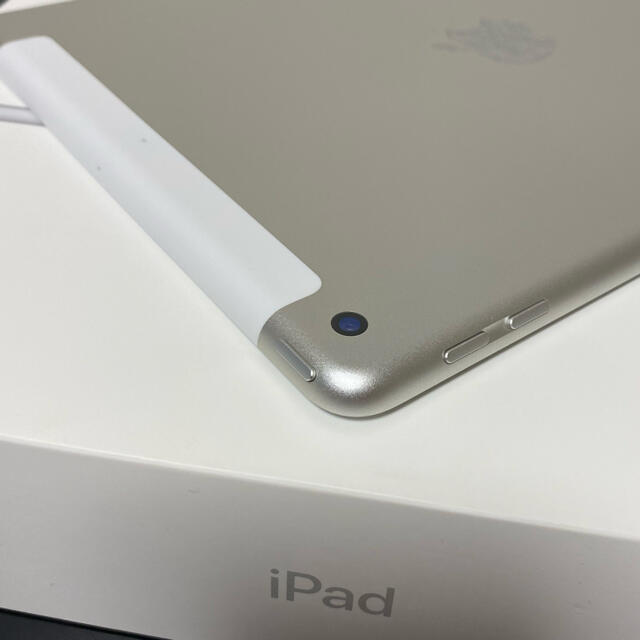 iPad 第6世代 32GB Wi-Fi＋セルラー モデル シルバー