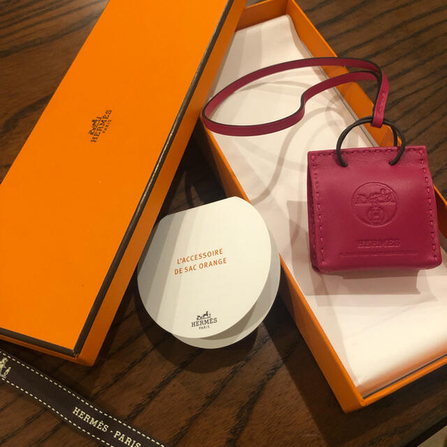 人気提案 Hermes - 新品未使用 Hermes ショッパーチャーム エルメス