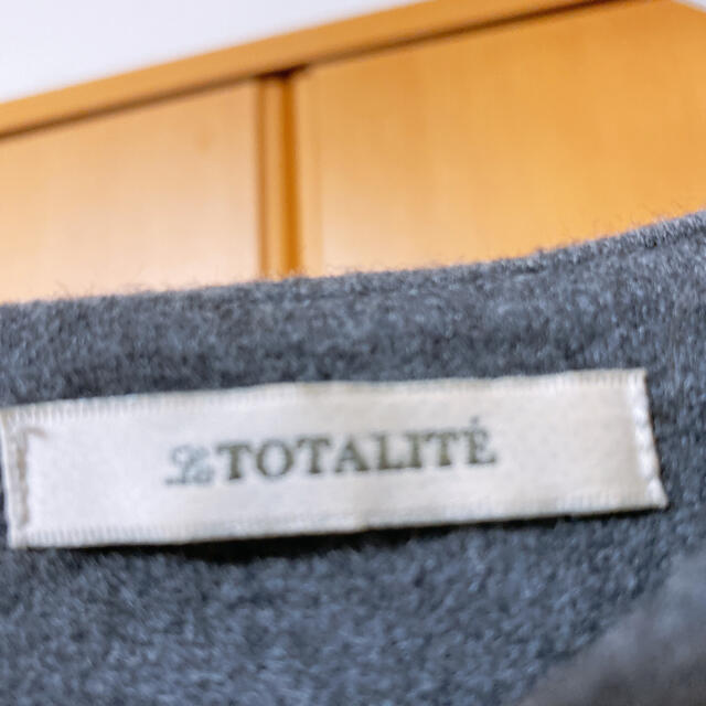 La TOTALITE(ラトータリテ)の専用　トータリテ　長袖ワンピース　グレー レディースのワンピース(ひざ丈ワンピース)の商品写真